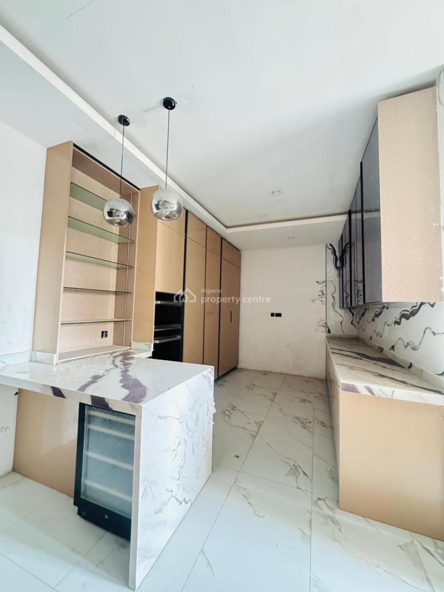 Newly Built 2 Two  Bedroom Massionte House, Plantinum Way, Lekki Phase 1, Lekki, Lagos, House for Rent