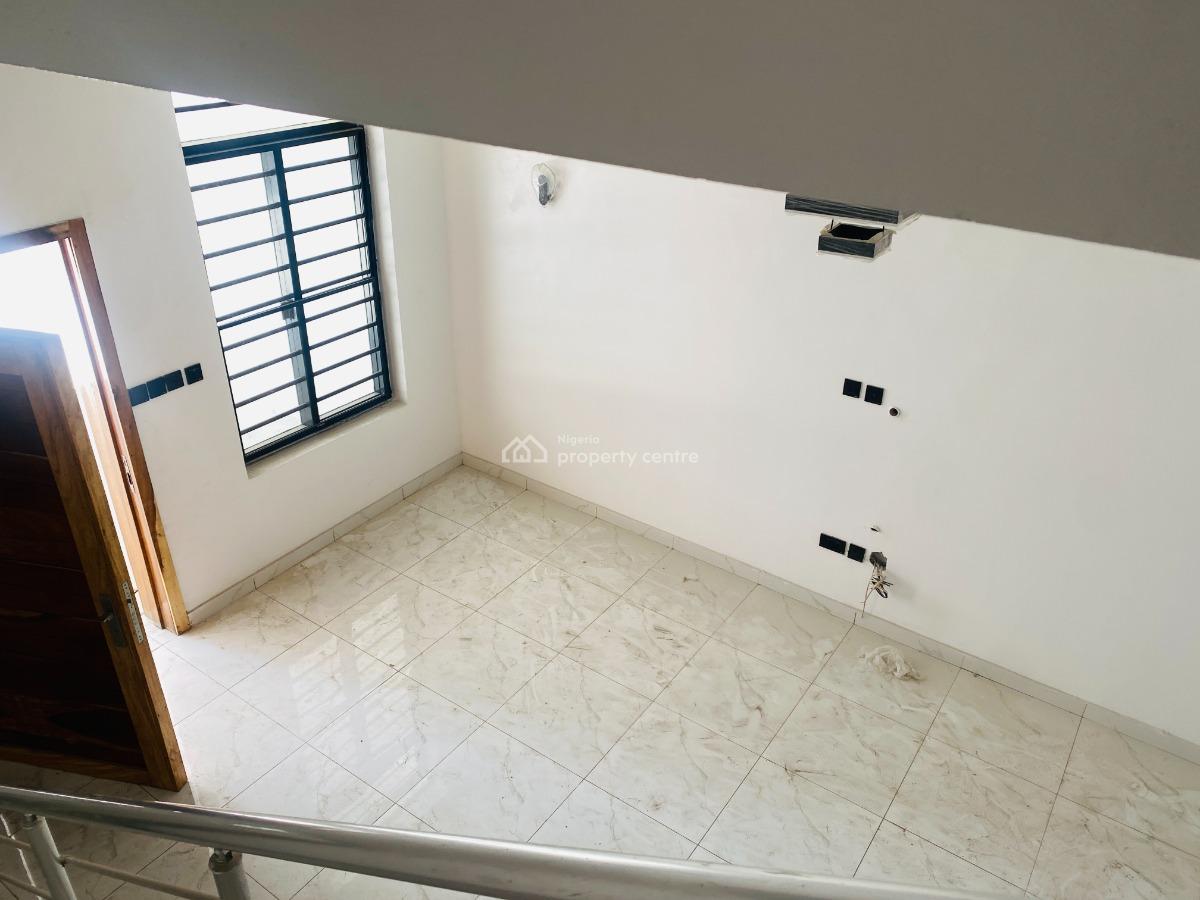Luxury 4 Bedroom Terrace Duplex, Chevron, Lekki, Lagos, Terraced Duplex for Sale