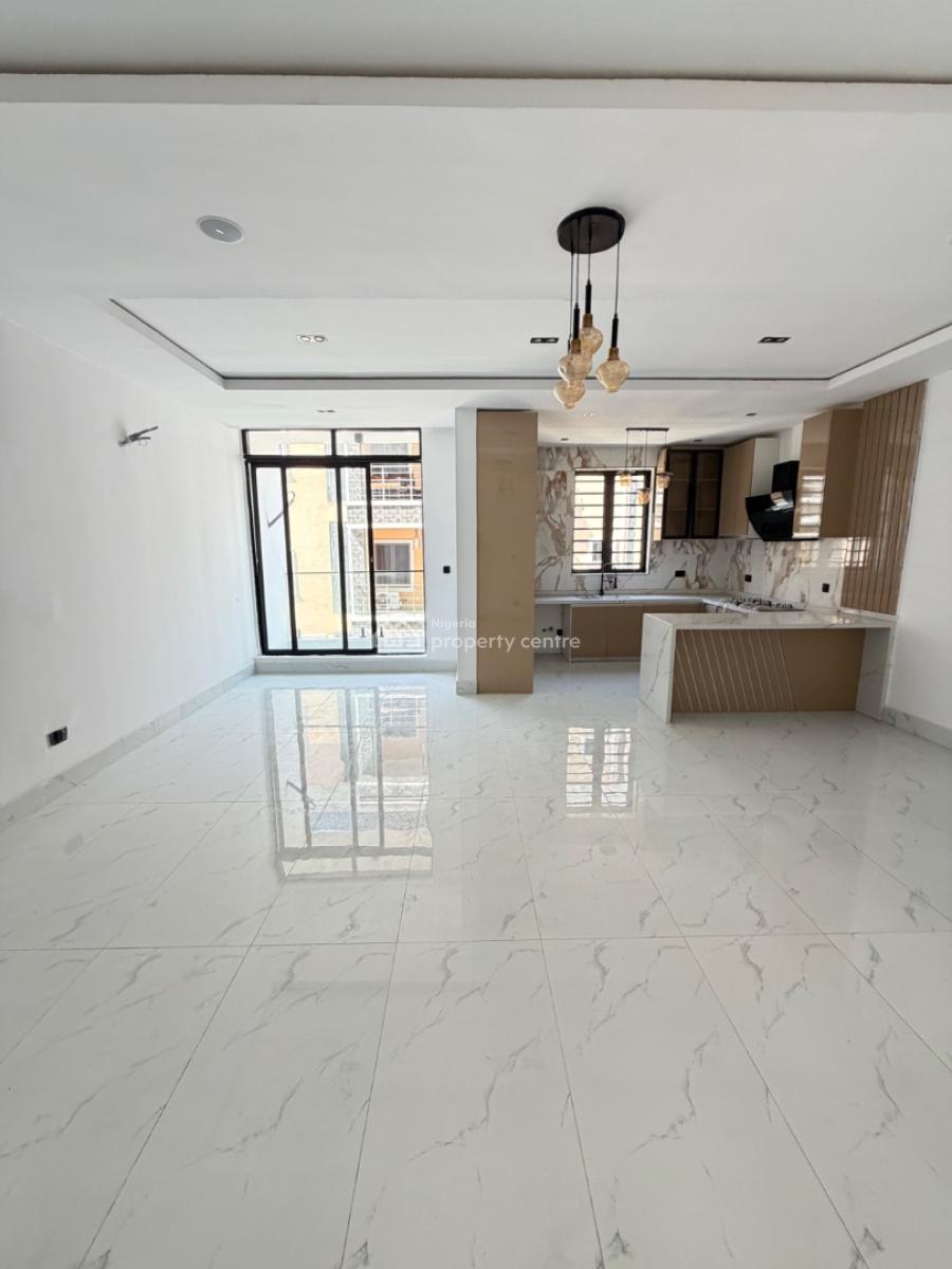 Spacious Newly Built 2 Bedroom Flat, Lekki Phase 1, Lekki, Lagos, Block of Flats for Sale