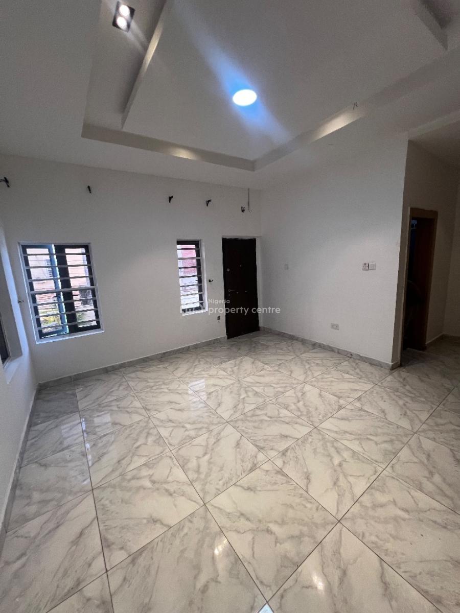 Master Bedroom, Van-daniel Estate Orchid Road, Lekki, Lagos, Semi-detached Duplex for Rent