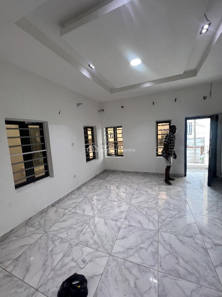 Master Bedroom, Van-daniel Estate Orchid Road, Lekki, Lagos, Semi-detached Duplex for Rent