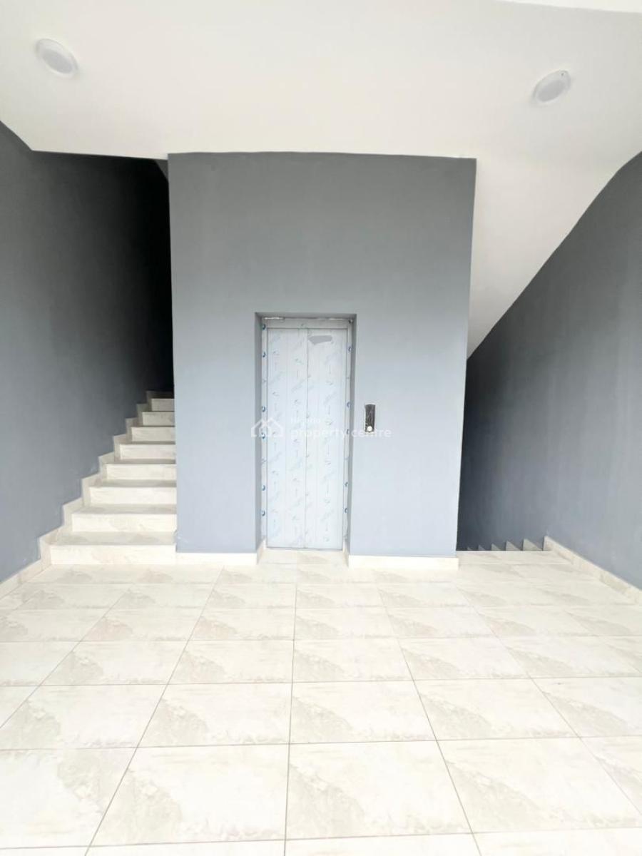 Family Friendly 4 Bedroom Apartment Bedroom with Private Cinema and Bq, Lekki Phase 1, Lekki, Lagos, Flat / Apartment for Sale