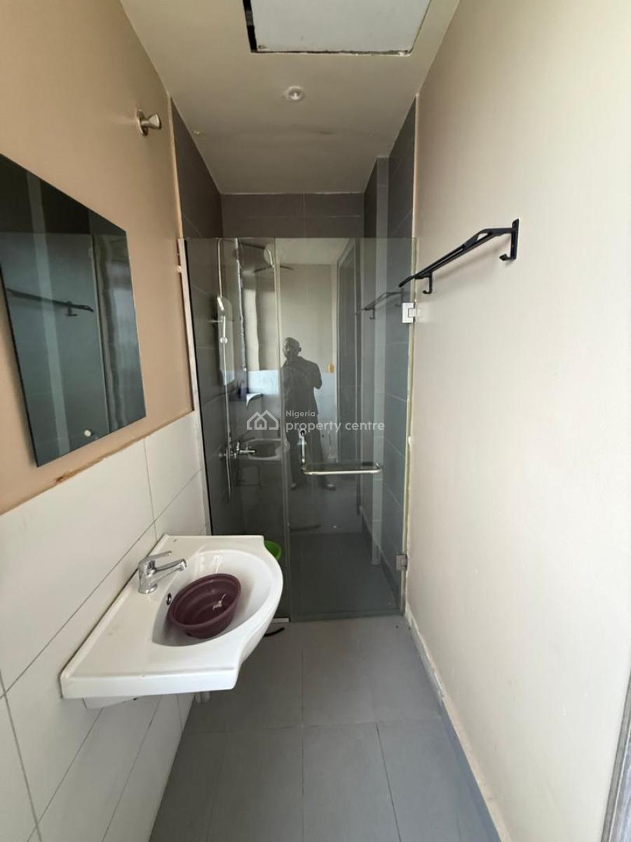 1 Bedroom Apartment with Bq, Lekki, Lagos, Flat / Apartment for Sale