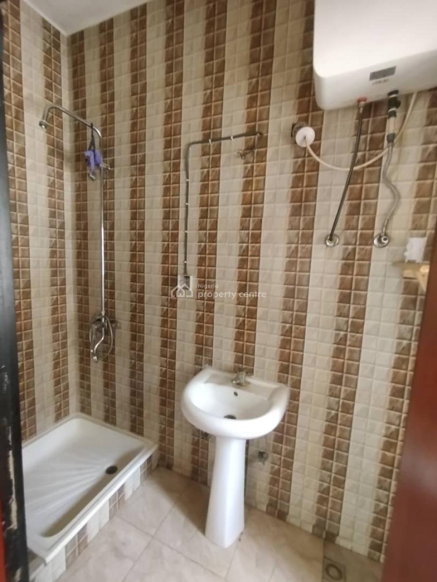 Standard 2 Bedroom Apartment on a Tarred Road, Jahi, Abuja, Flat / Apartment for Rent