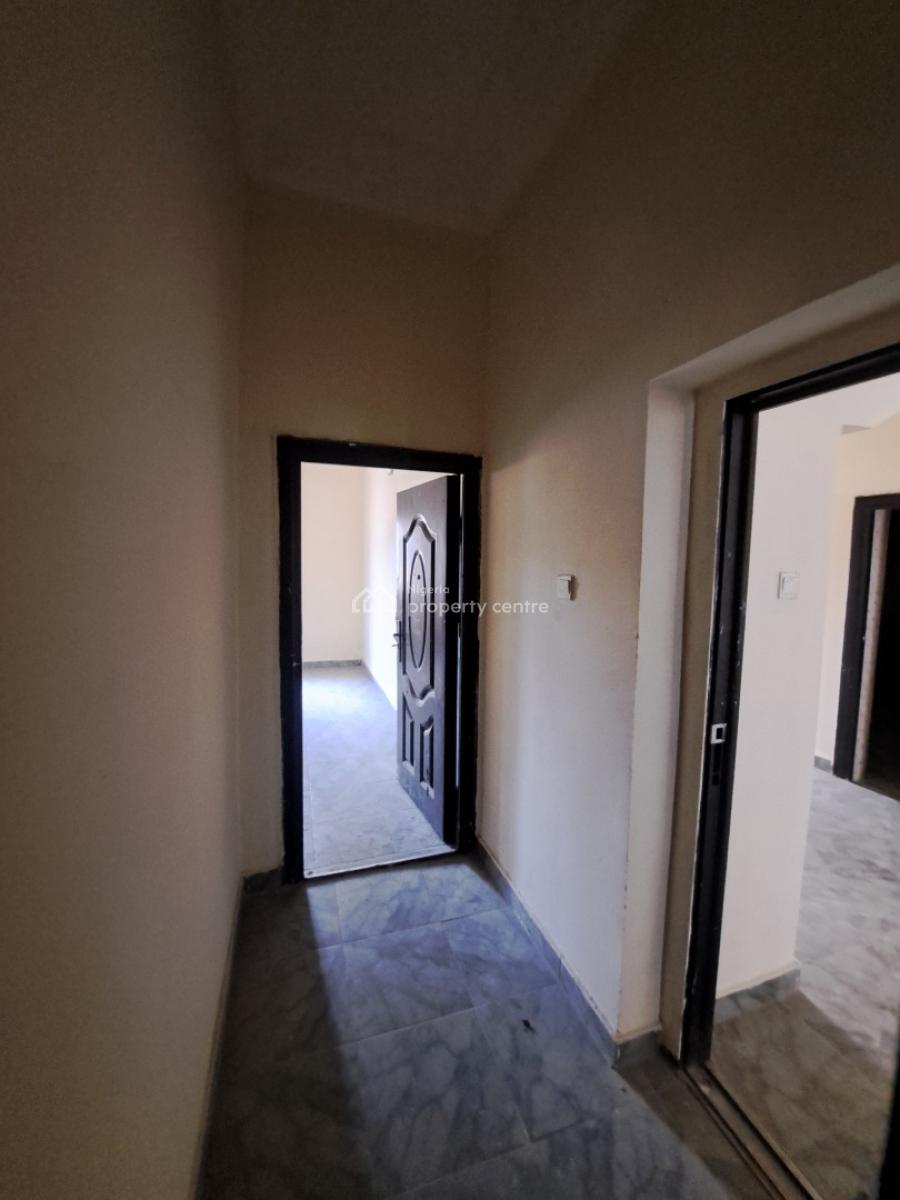 Spacious 2 Bedroom Flat, Mabushi, Abuja, Flat / Apartment for Rent
