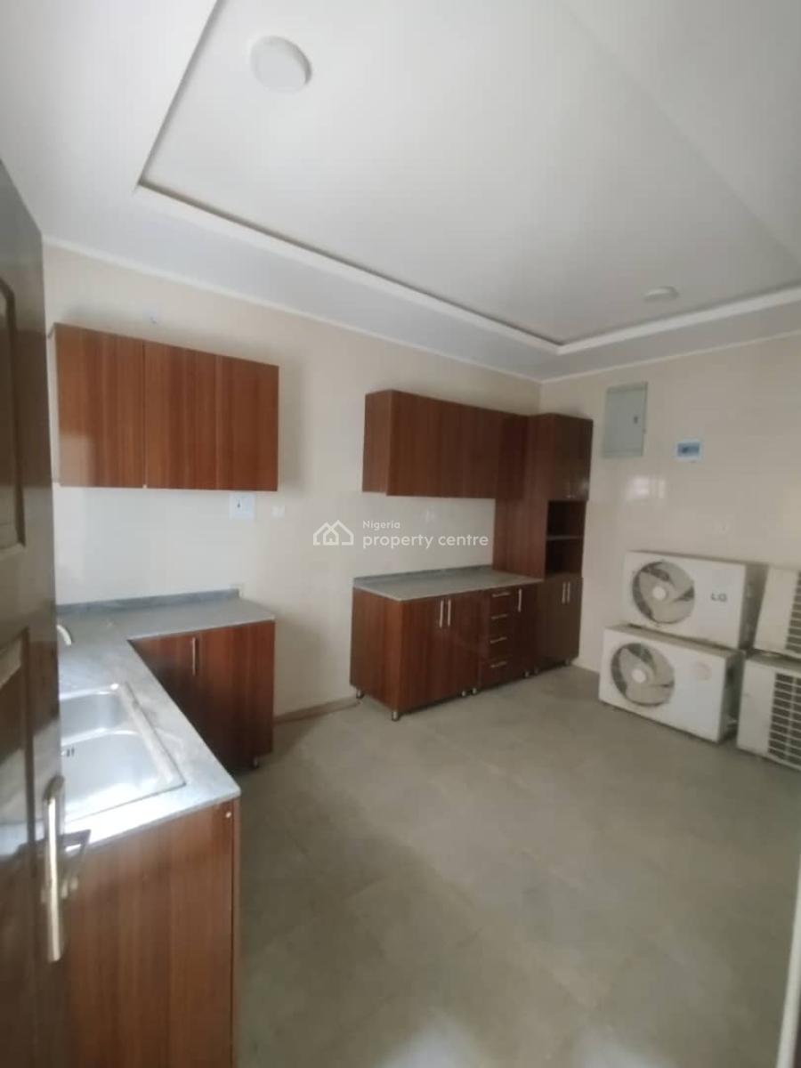 Standard 3bedroom Terrace Duplex with Living Rooms on a Tarred Road, Jabi, Abuja, Terraced Duplex for Rent