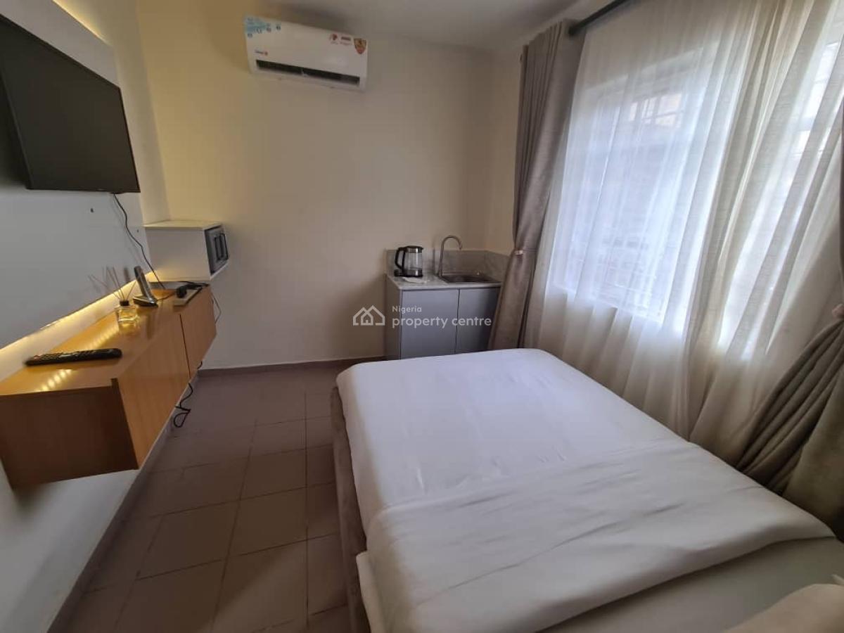 Fully Furnished Studio Apartment, Lekki Phase 1, Lekki Phase 1, Lekki, Lagos, Flat / Apartment for Rent