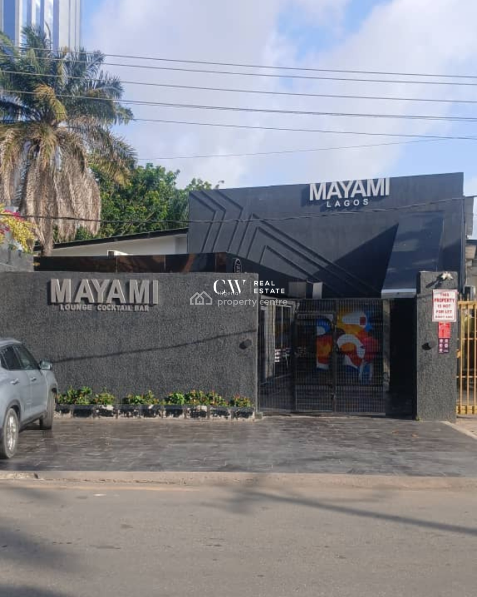Semi-detached Commercial Building, Victoria Island (vi), Lagos, Commercial Property for Rent