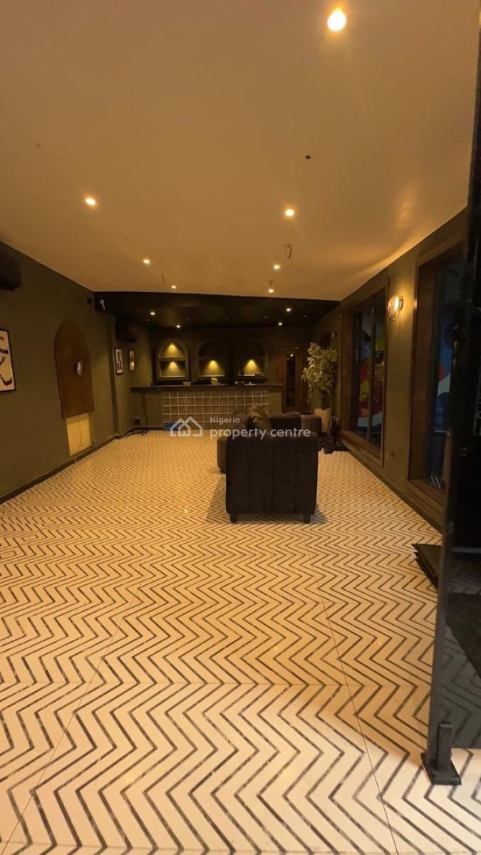 Semi-detached Commercial Building, Victoria Island (vi), Lagos, Commercial Property for Rent