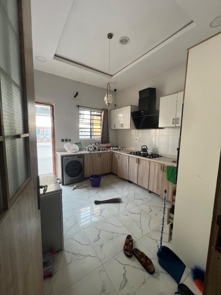 Good Deal  4-bedroom Semi-detached Duplex, Ikota Gra, Ikota, Lekki, Lagos, Semi-detached Duplex for Sale