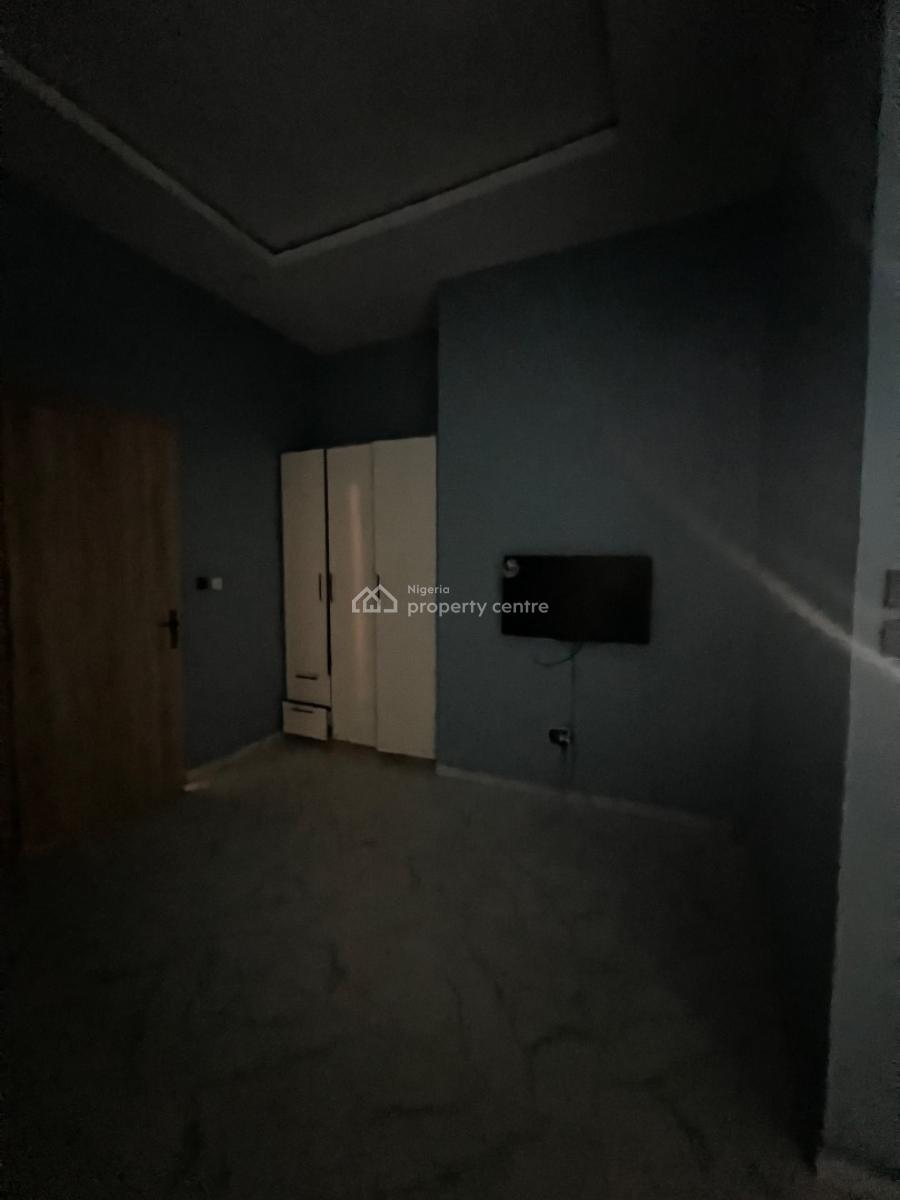 Good Deal  4-bedroom Semi-detached Duplex, Ikota Gra, Ikota, Lekki, Lagos, Semi-detached Duplex for Sale