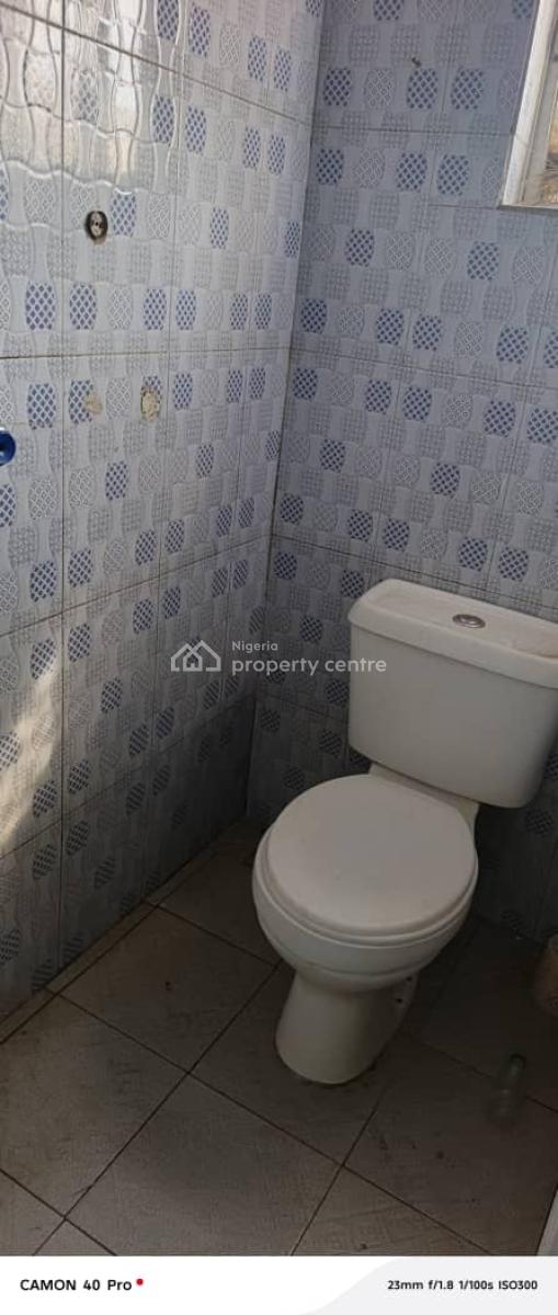 Standard Mini Flats Upstairs with Prepaid Meter Pop Finishing, Akins Addo Road Ajah, Ajah, Lagos, Mini Flat (room and Parlour) for Rent