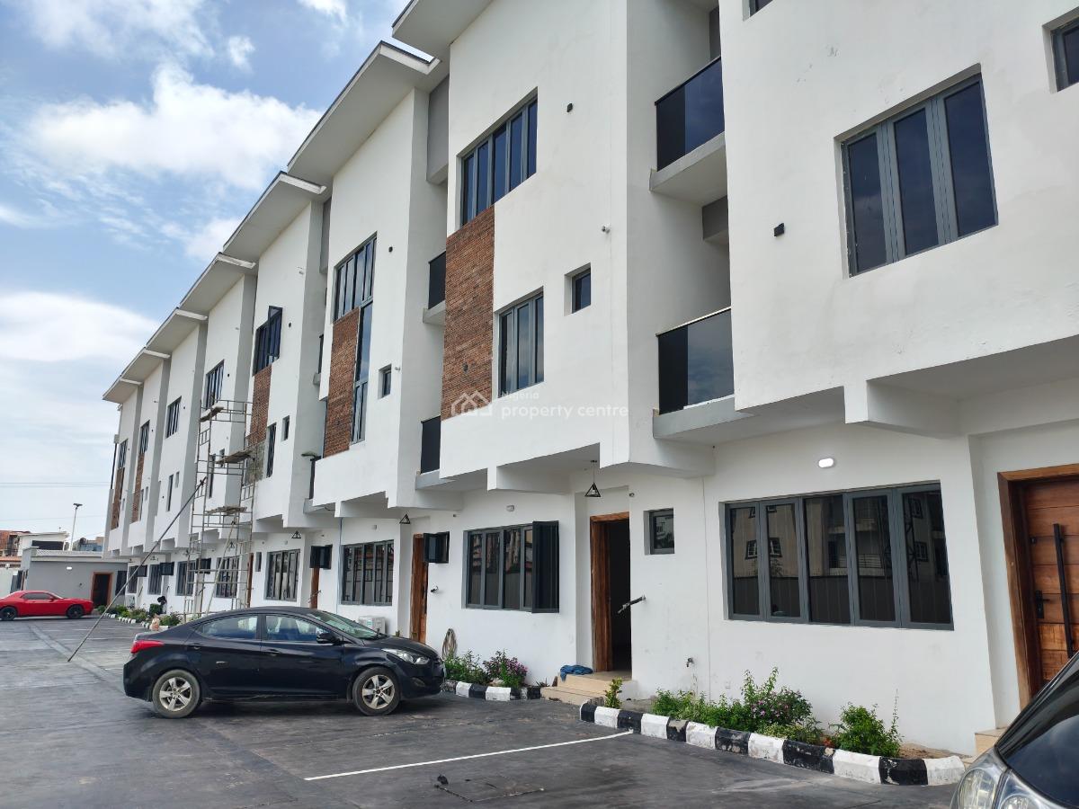Brand New 4 Bedroom Terrace Duplex + 1 Room Bq, Lekki Phase 1, Lekki, Lagos, Terraced Duplex for Rent