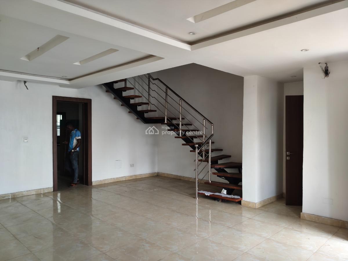 Brand New 4 Bedroom Terrace Duplex + 1 Room Bq, Lekki Phase 1, Lekki, Lagos, Terraced Duplex for Rent