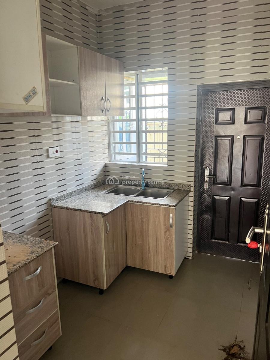 Massive 2 Bedroom Flat Downstairs, Thera Peace Estate Sangotedo, Sangotedo, Ajah, Lagos, Flat / Apartment for Rent