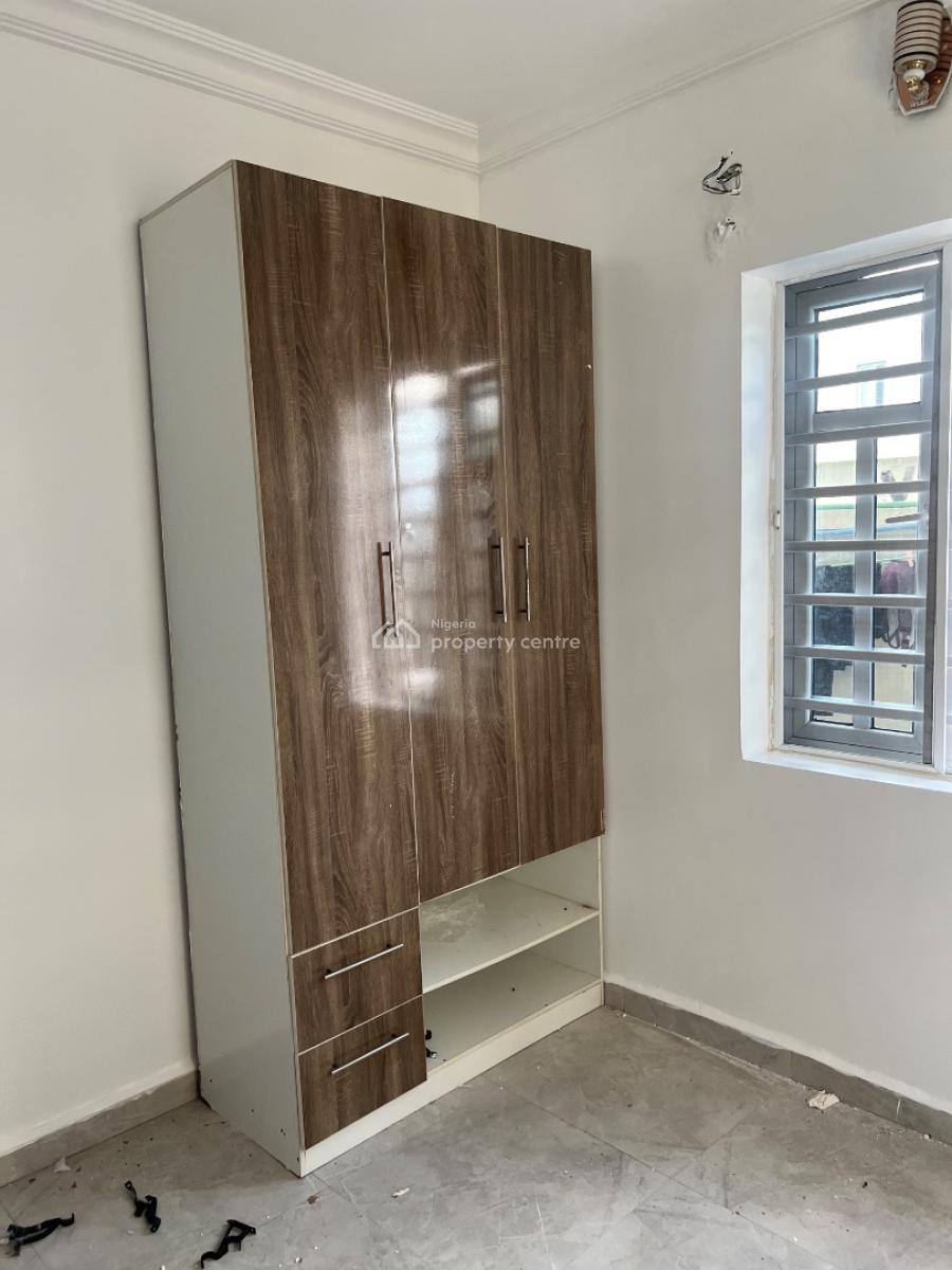 Massive 2 Bedroom Flat Downstairs, Thera Peace Estate Sangotedo, Sangotedo, Ajah, Lagos, Flat / Apartment for Rent