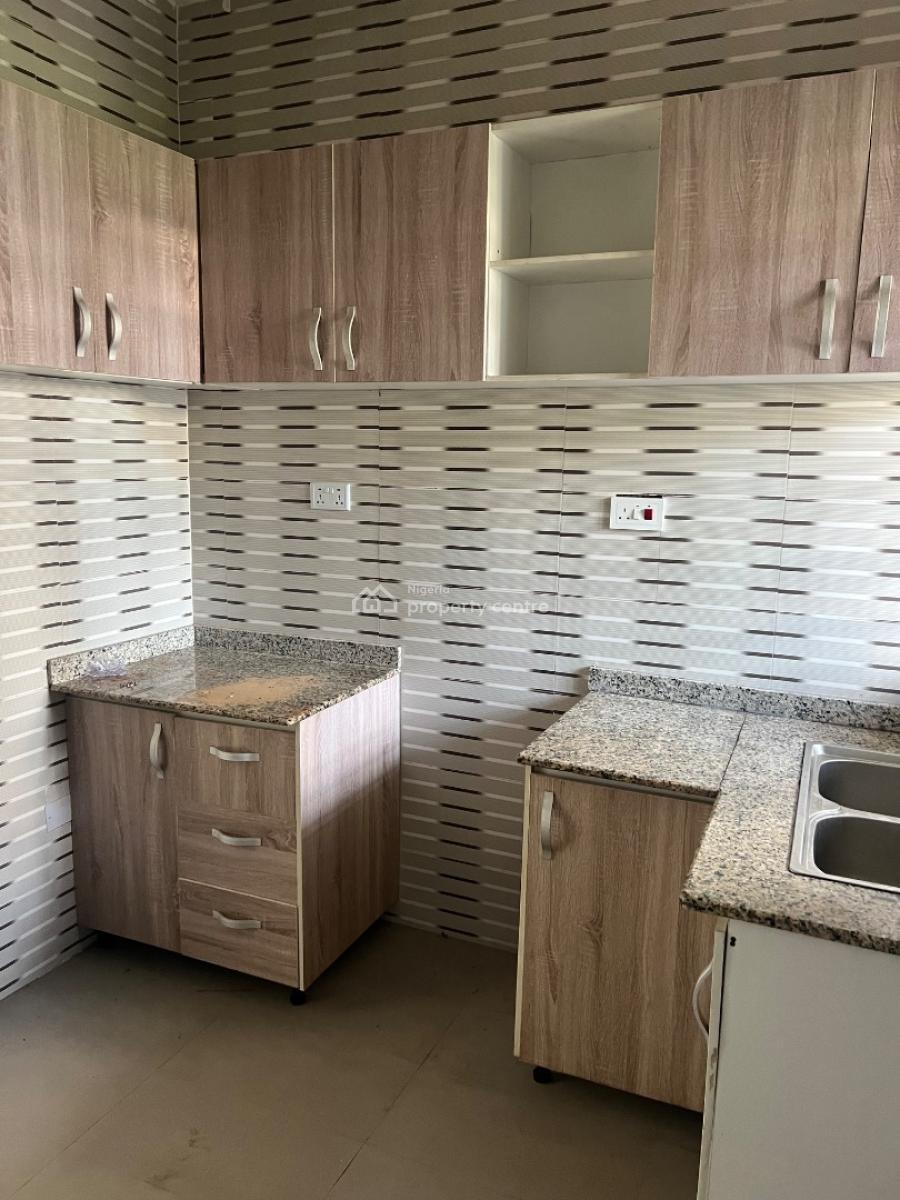 Massive 2 Bedroom Flat Downstairs, Thera Peace Estate Sangotedo, Sangotedo, Ajah, Lagos, Flat / Apartment for Rent