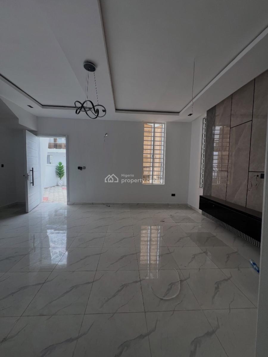 4 Bedroom Semi Detached Duplex with En-suite Rooms, Ikota, Lekki, Lagos, Semi-detached Duplex for Rent