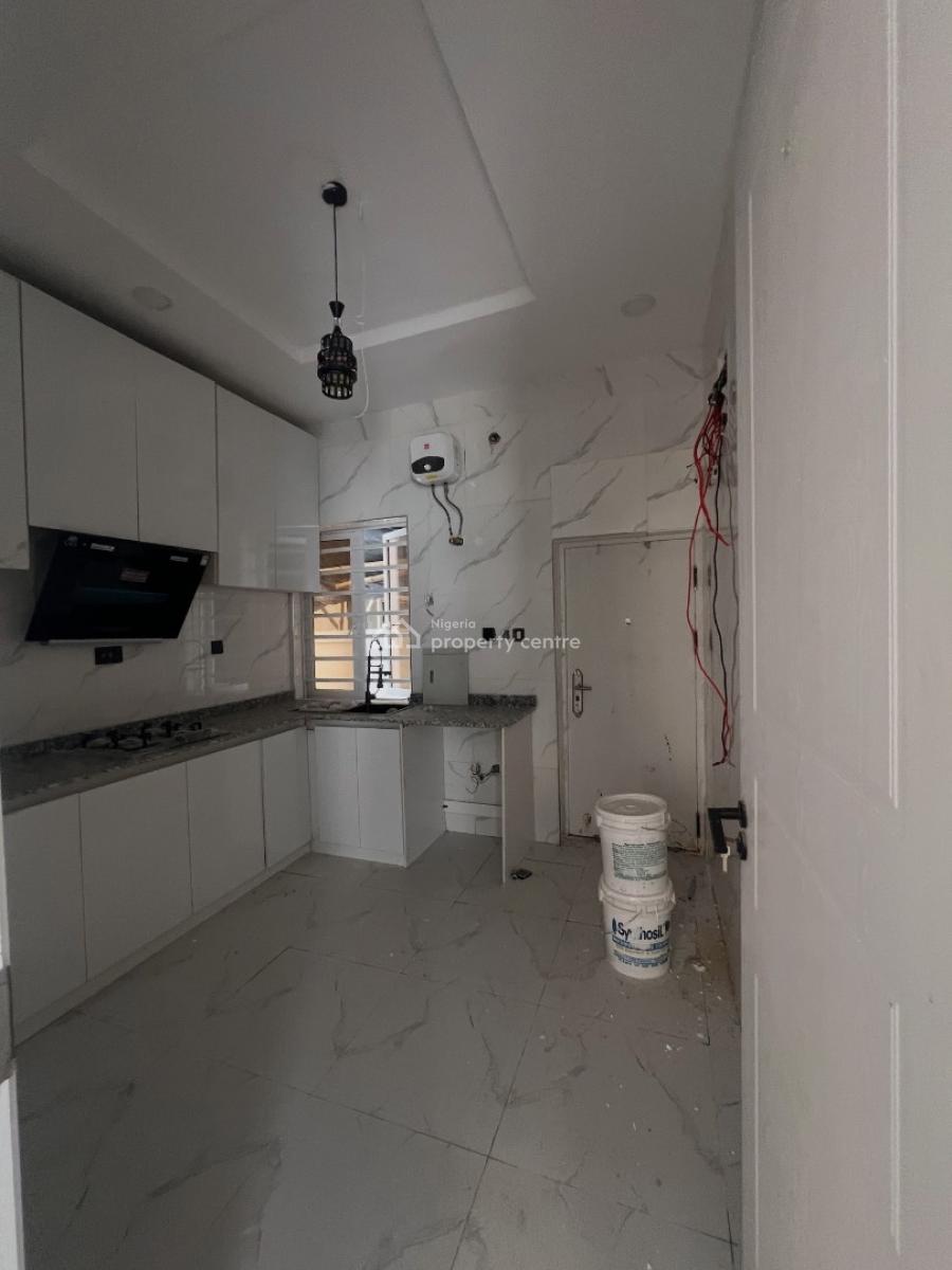 4 Bedroom Semi Detached Duplex with En-suite Rooms, Ikota, Lekki, Lagos, Semi-detached Duplex for Rent