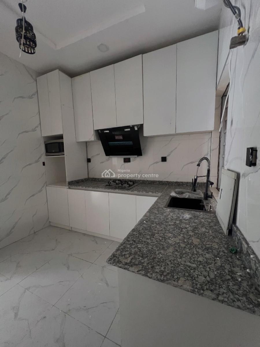 4 Bedroom Semi Detached Duplex with En-suite Rooms, Ikota, Lekki, Lagos, Semi-detached Duplex for Rent