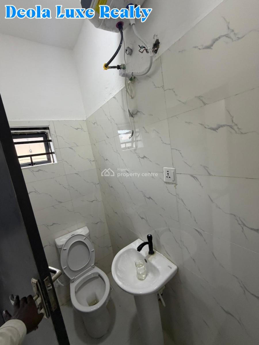 a Nice 2 Bedrooms Apartment with 5.5kva Solar Inverter, Close to Four Point Hotel, Oniru, Victoria Island (vi), Lagos, Flat / Apartment for Rent