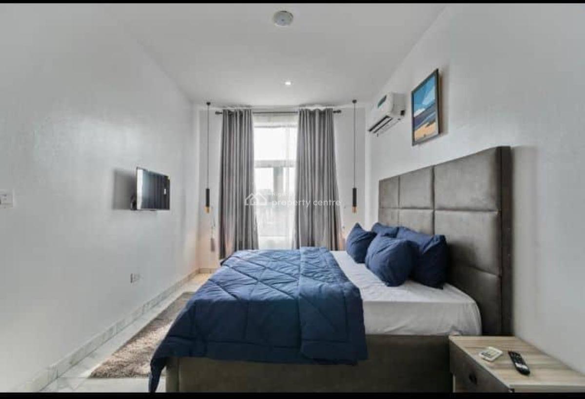 Luxurious 2 Bedroom Apartment with Excellent Features, Lekki Phase 1, Lekki, Lagos, Flat / Apartment Short Let