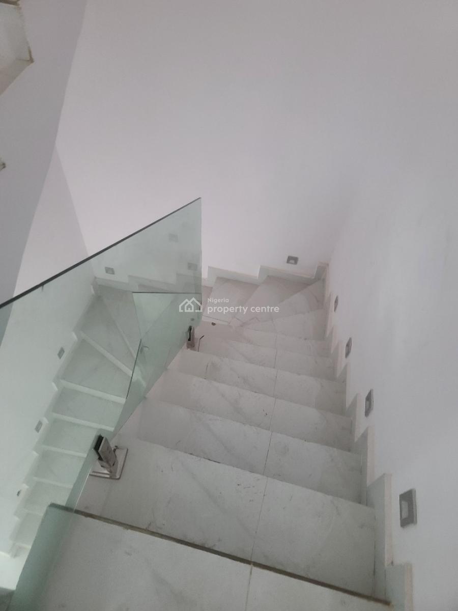5 Bedrooms Fully Detached  at Magodo Phase 2 Shangisha, Off Emmanuel Keshi Street, Gra Phase 2, Magodo, Lagos, Detached Duplex for Sale