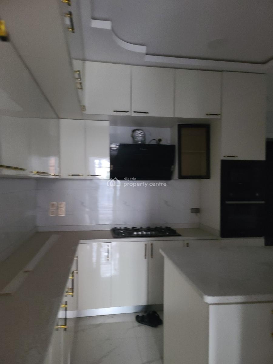 5 Bedrooms Fully Detached  at Magodo Phase 2 Shangisha, Off Emmanuel Keshi Street, Gra Phase 2, Magodo, Lagos, Detached Duplex for Sale