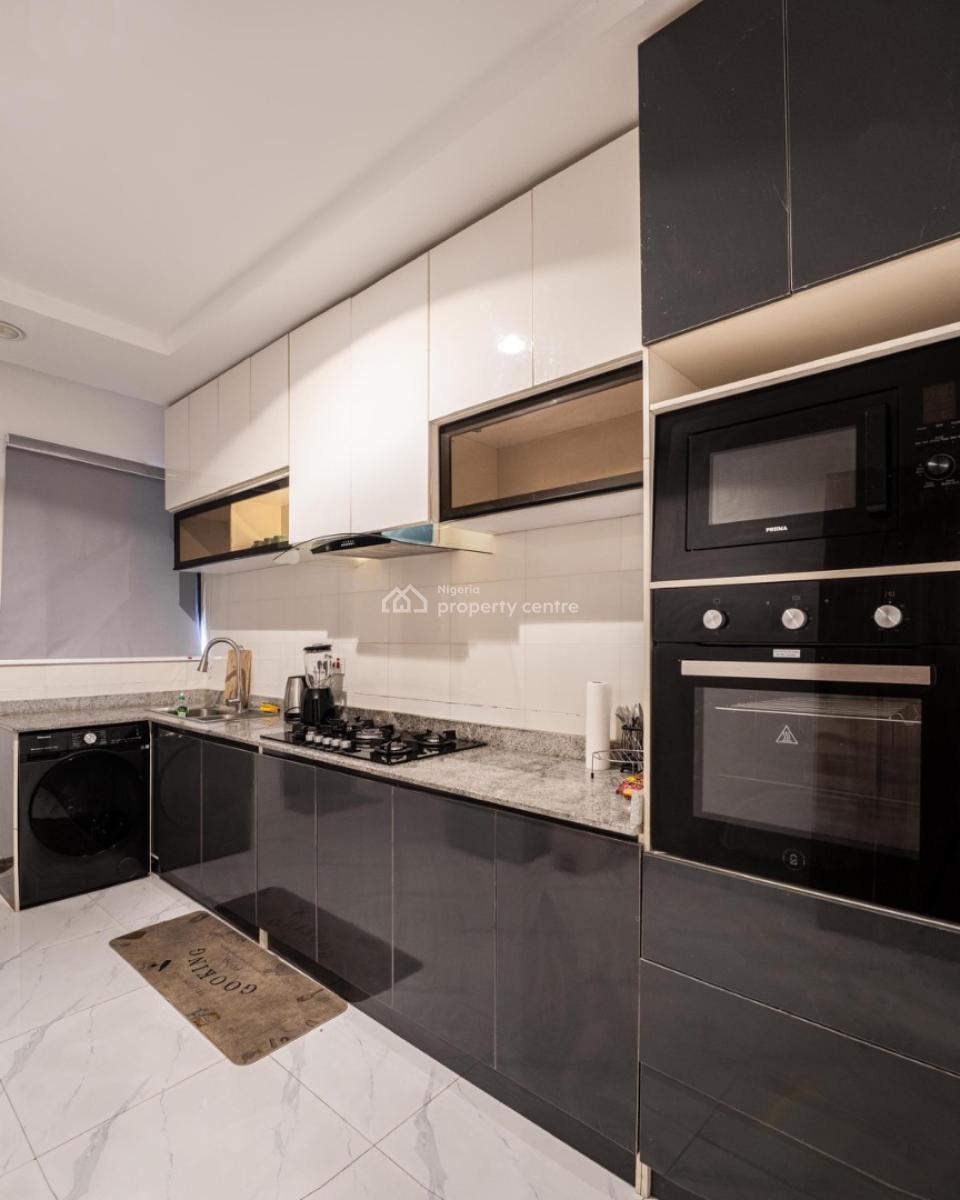 Luxurious 2 Bedroom Apartment with Excellent Features  Content From Ni, Lekki Phase 1, Lekki, Lagos, Flat / Apartment Short Let