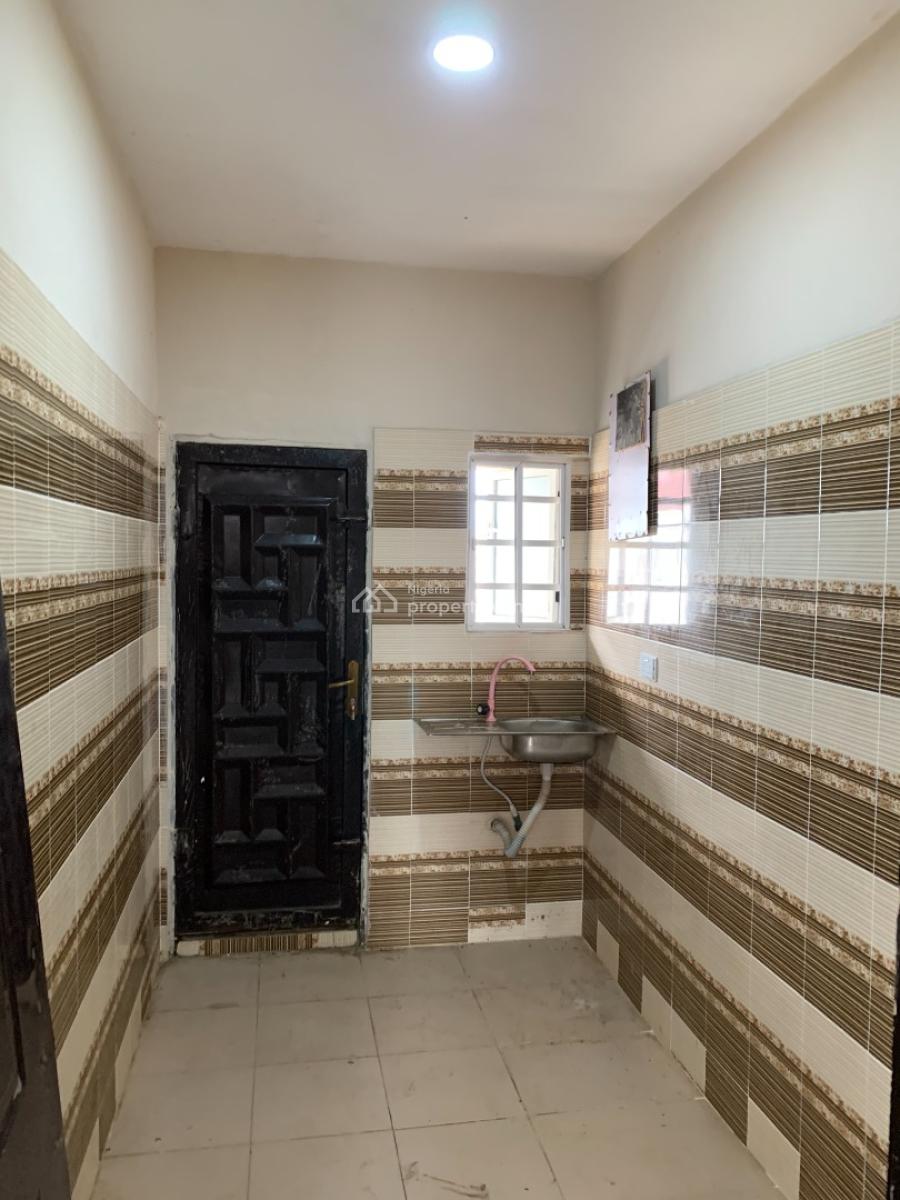 Extra Large Mini Flat Upstairs with Pop Finishing, Abijo Gra, Ajah, Lagos, Flat / Apartment for Rent