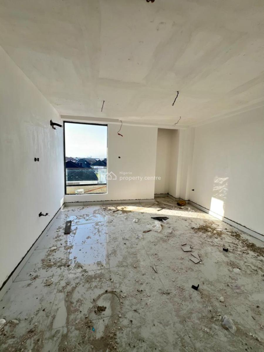 Fantastic Carved 2 Bedroom, Penthouse Studio Apartment, Chevron, Lekki Phase 2, Lekki, Lagos, Block of Flats for Sale
