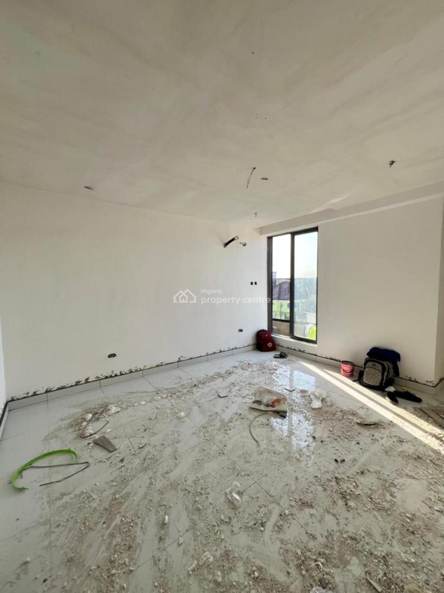 Fantastic Carved 2 Bedroom, Penthouse Studio Apartment, Chevron, Lekki Phase 2, Lekki, Lagos, Block of Flats for Sale