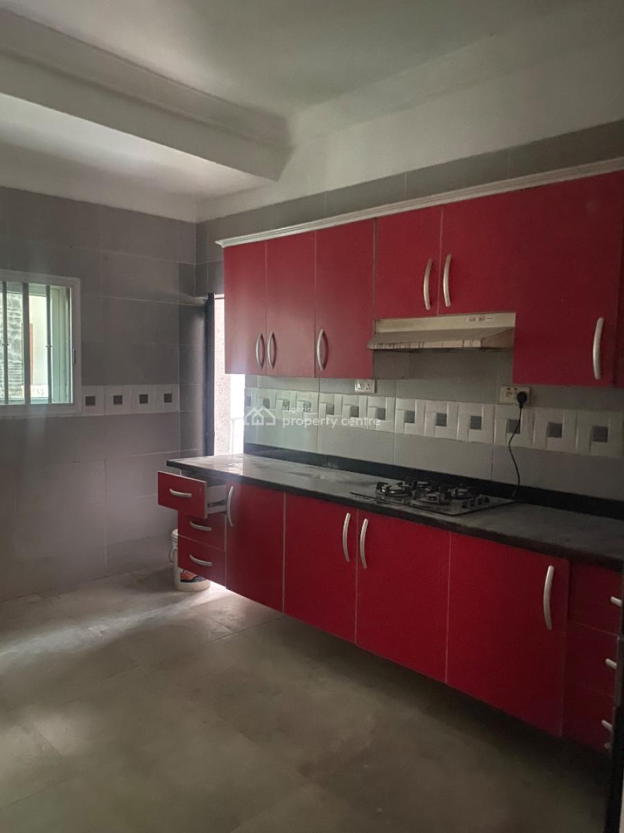 4 Bedroom Terrace, Otaiku  Street, Gbangbala, Ikate Elegushi, Lekki, Lagos, Terraced Duplex for Rent