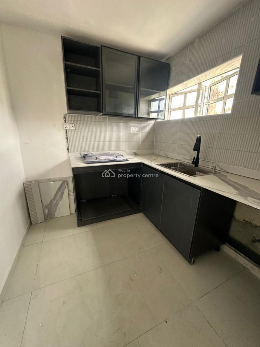 Luxury Built 2 Bedroom Apartment Upstairs, Oniru, Victoria Island (vi), Lagos, Flat / Apartment for Rent