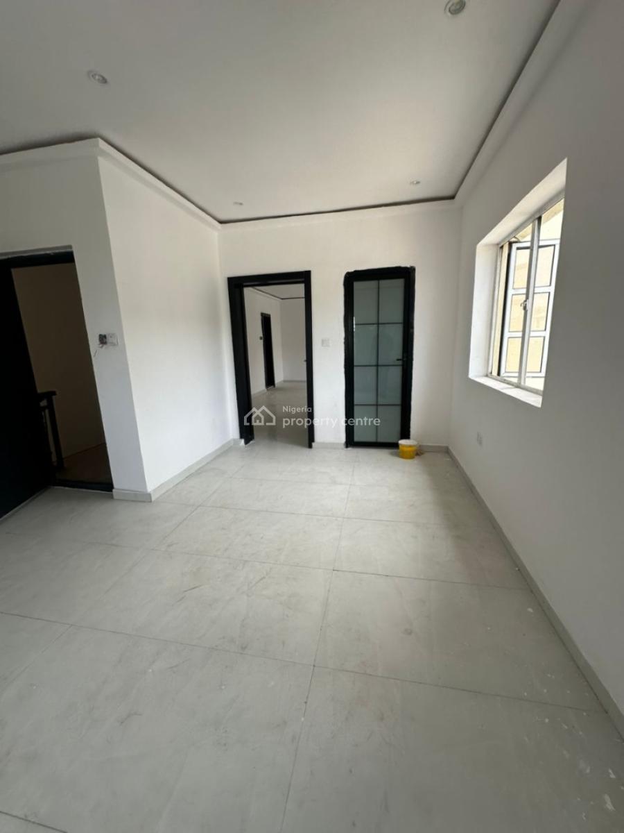 Luxury Built 2 Bedroom Apartment Upstairs, Oniru, Victoria Island (vi), Lagos, Flat / Apartment for Rent