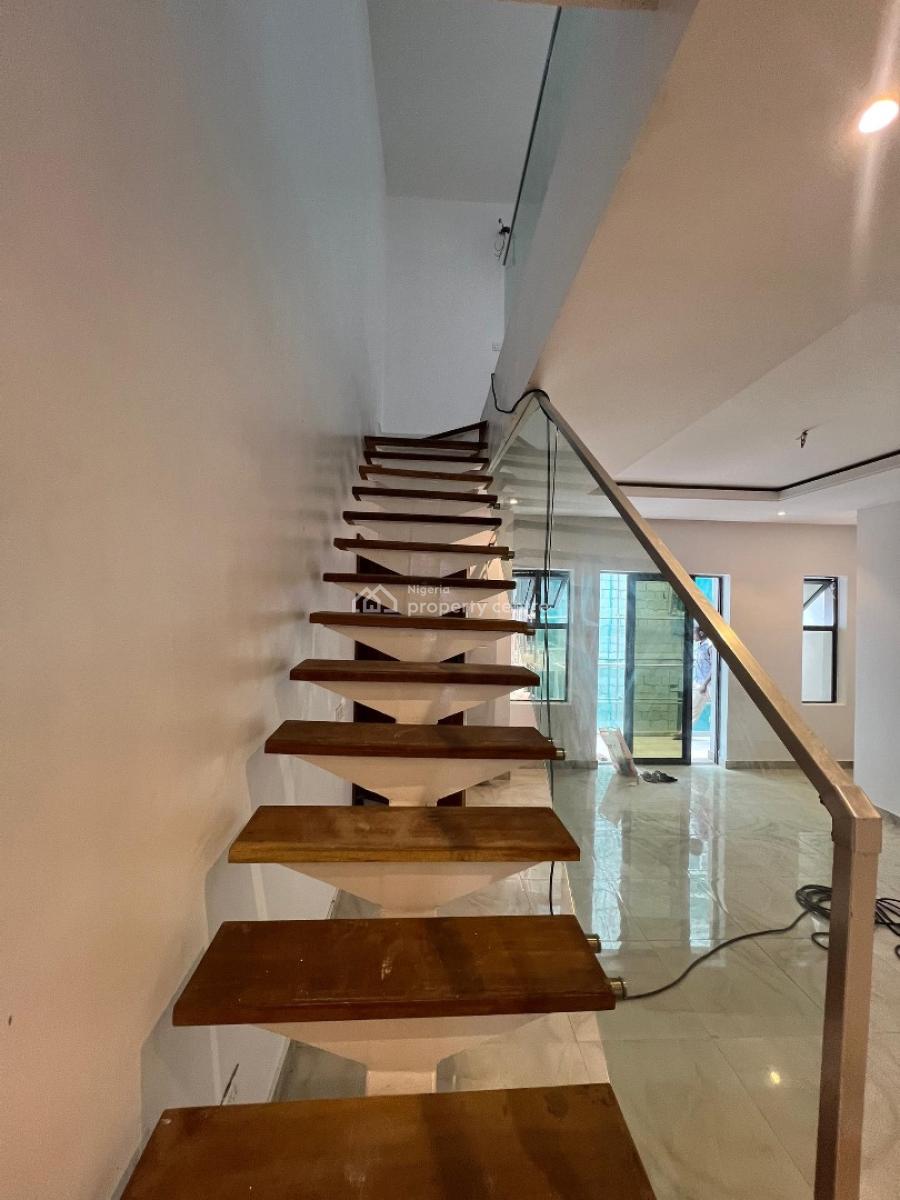 2 Bedroom Maisonette, Lekki Phase 1, Lekki, Lagos, House for Rent