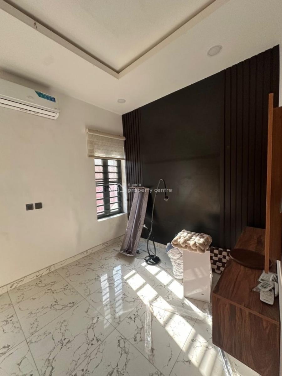 Good Deal  Fully Serviced 2 Bedroom Apartment, Chevron, Lekki, Lagos, Flat / Apartment for Sale