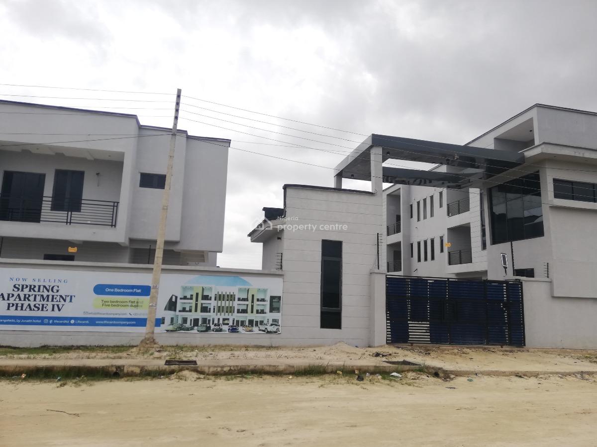 2 Bedroom Flat, Jonaith Road, Spring Apartment Iv, Sangotedo, Ajah, Lagos, Flat / Apartment for Sale