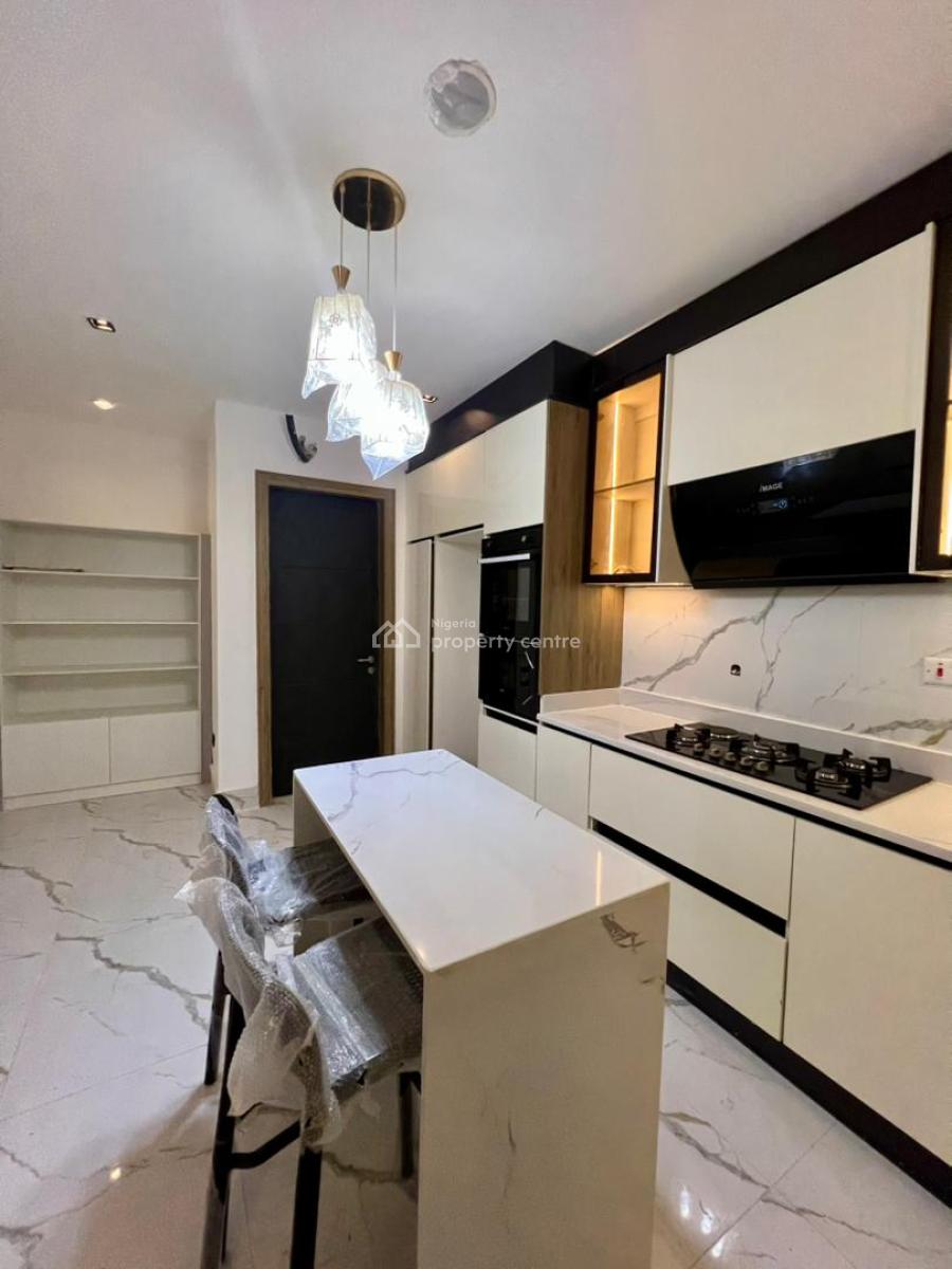 Beautifully Carved Luxury 2 Bedroom Apartment with Elevator, Lekki Phase 1, Lekki, Lagos, Block of Flats for Sale