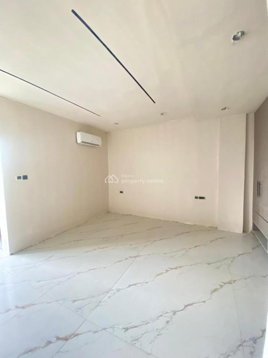 Exclusive 5bedroom Terrace with Bq in a Secure Estate, Ikate Right, Lekki, Lagos, Terraced Duplex for Sale
