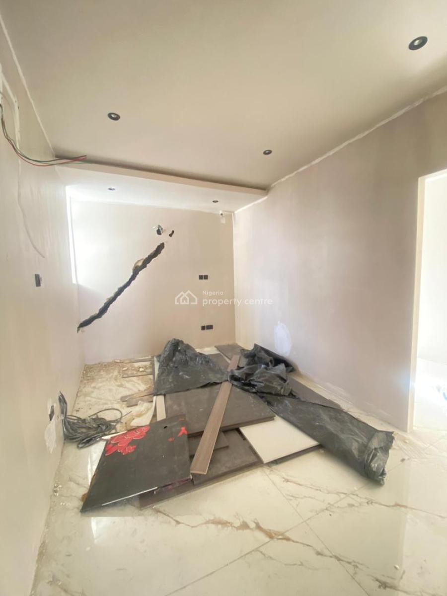 Exclusive 5bedroom Terrace with Bq in a Secure Estate, Ikate Right, Lekki, Lagos, Terraced Duplex for Sale