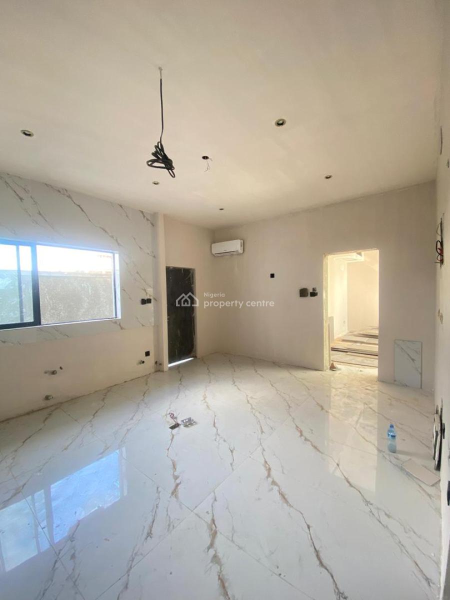 Exclusive 5bedroom Terrace with Bq in a Secure Estate, Ikate Right, Lekki, Lagos, Terraced Duplex for Sale