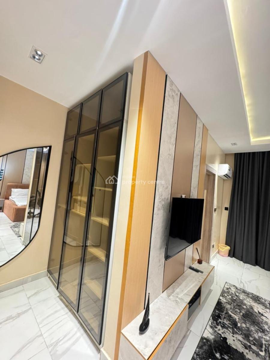 2 Bedroom Apartment, Lekki Phase 1, Lekki, Lagos, Flat / Apartment Short Let
