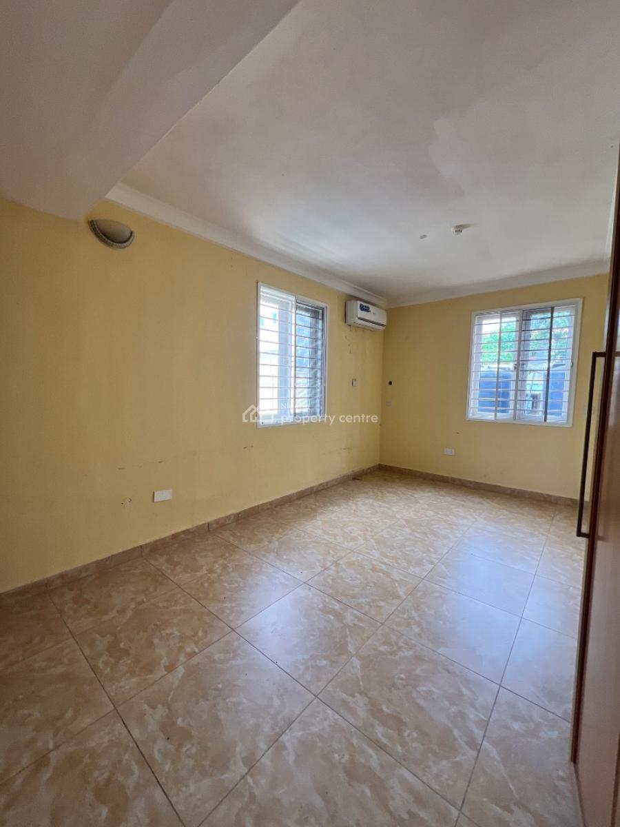 Spacious 3 Bedroom Apartment with Bq, Pool and Gym, Lekki Phase 1, Lekki, Lagos, Flat / Apartment for Rent