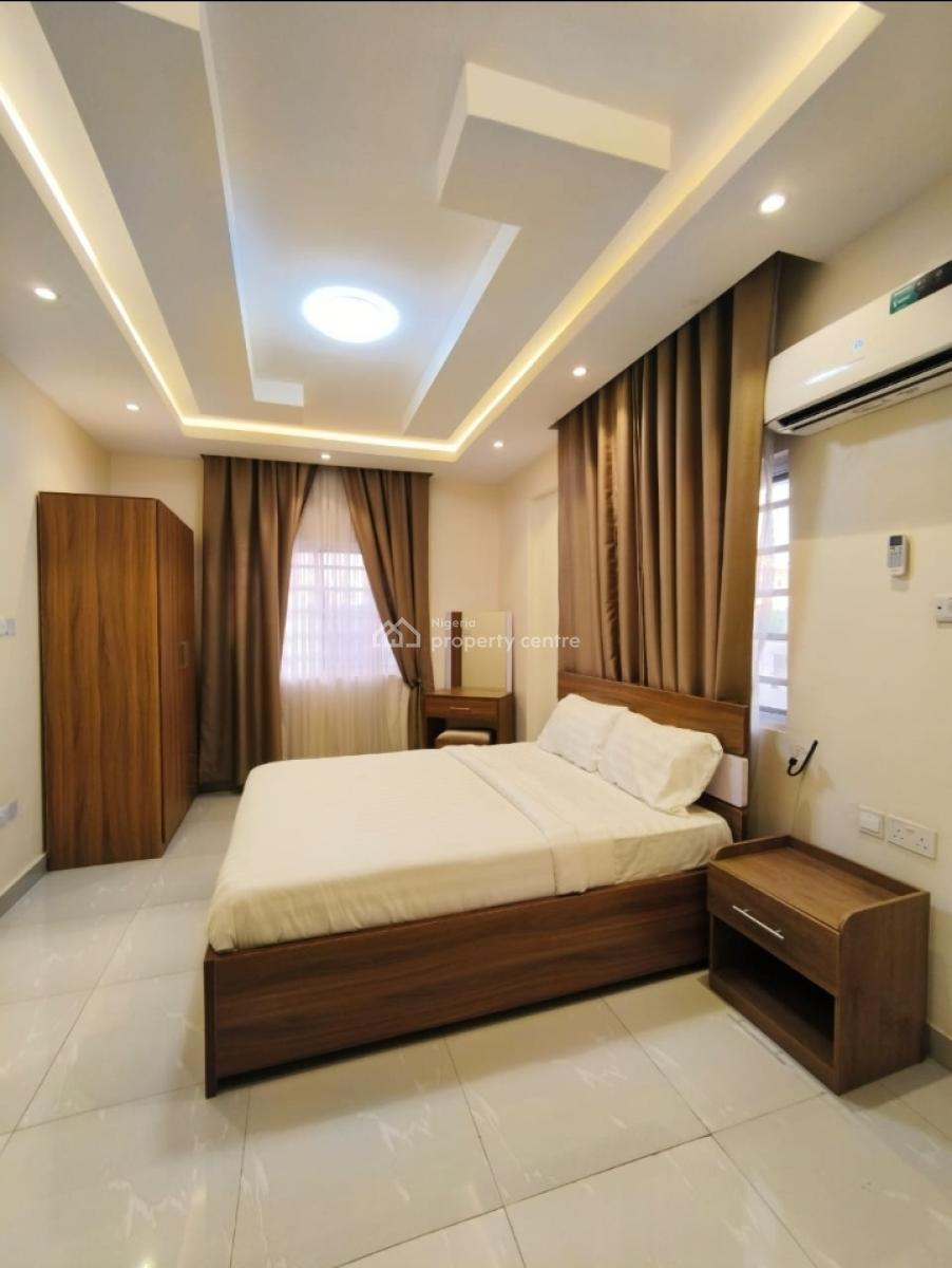 Massive & Well Furnished 3bed + Bq in a Serene Environment, Ikate, Lekki, Lagos, Flat / Apartment for Rent