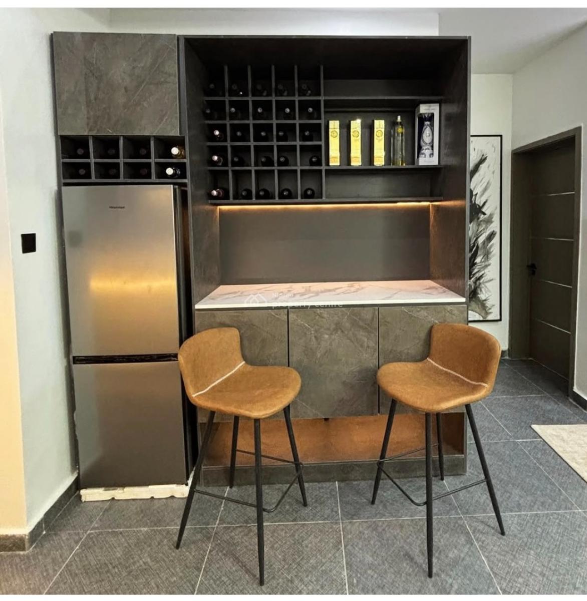 Exquisite 2-bedroom Apartment in Lekki Phase 1, Lekki Phase 1, Lekki, Lagos, Flat / Apartment Short Let