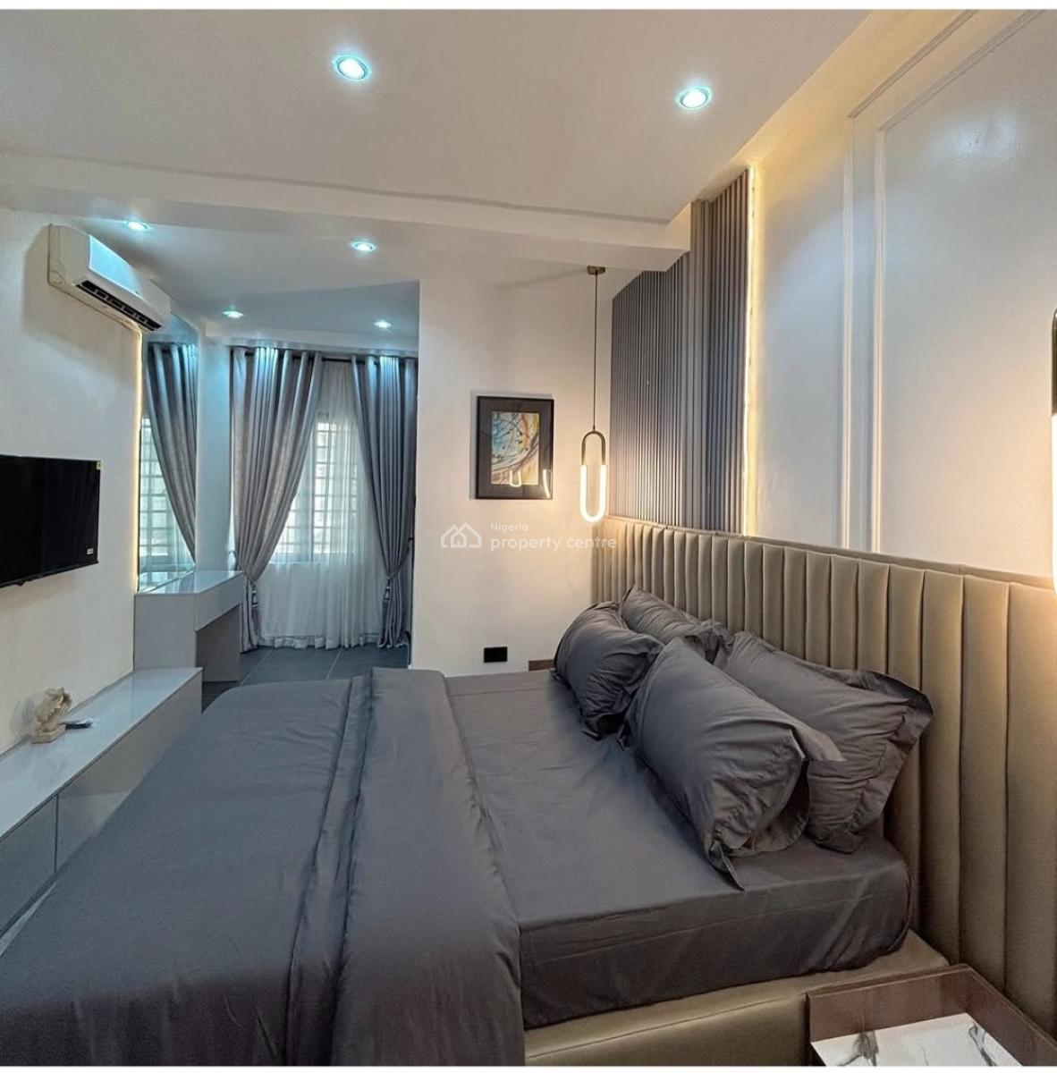 Exquisite 2-bedroom Apartment in Lekki Phase 1, Lekki Phase 1, Lekki, Lagos, Flat / Apartment Short Let