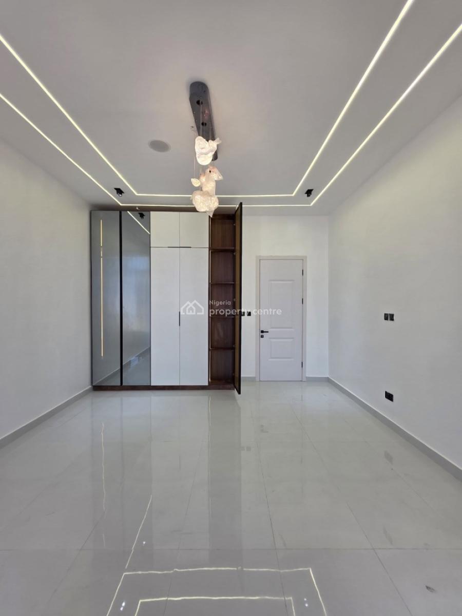 5 Bedroom Self Compound Terrace on Two Floors with Bq, Lekki Phase 1, Lekki, Lagos, Terraced Duplex for Sale