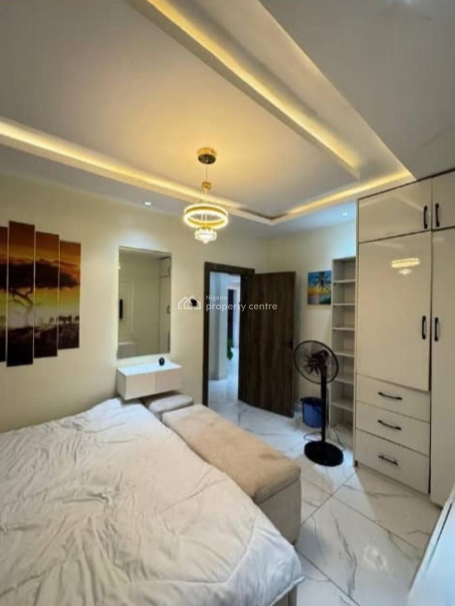 3 Apartment, Surulere, Lagos, Block of Flats for Sale