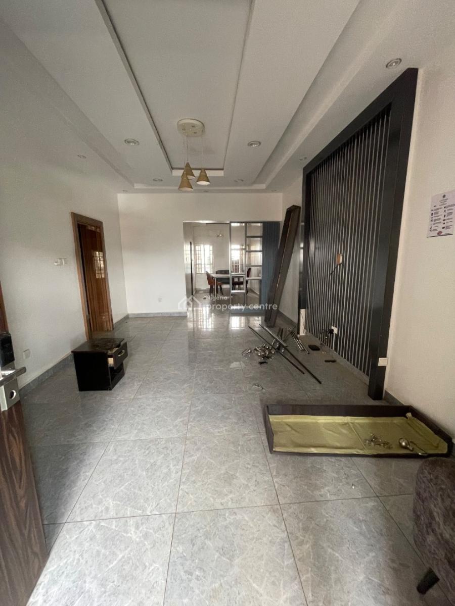 Nicely Built 3 Bedroom Flat with Swimming Pool, Katampe, Abuja, Flat / Apartment for Rent